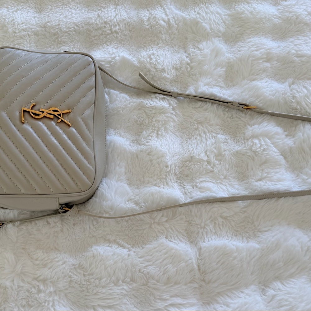 Saint Laurent Ivory Quilted Crossbody Bag - Picture 10 of 11